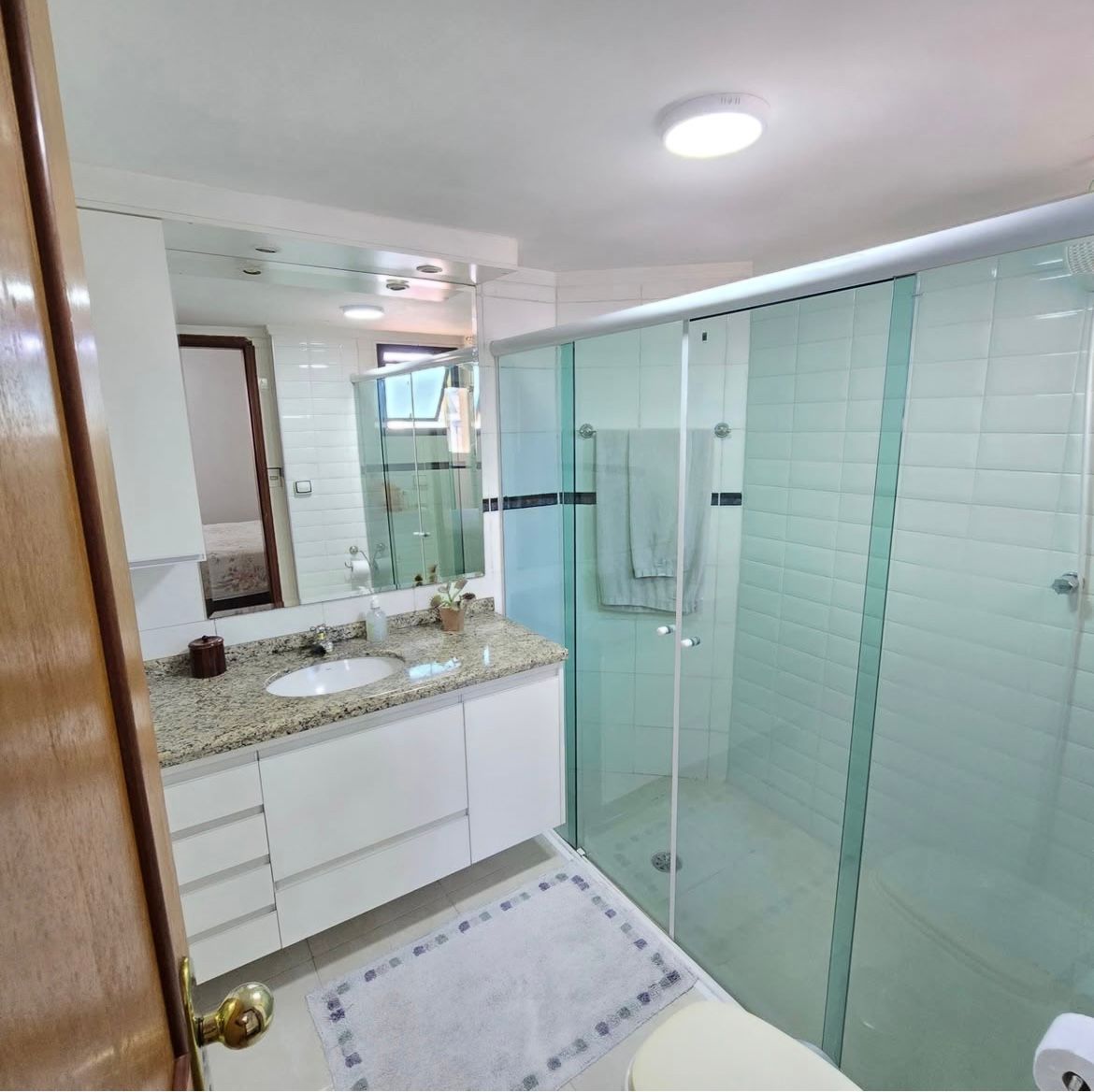 WhatsApp Image 2025-11-12 at 11.03.02 (1)