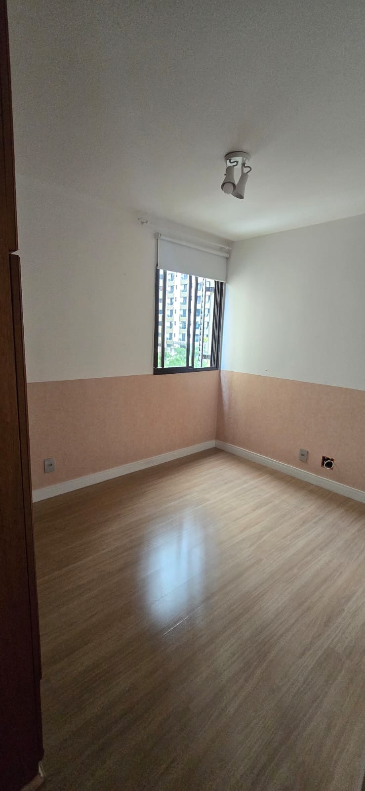 WhatsApp Image 2025-12-02 at 17.22.41 (2)