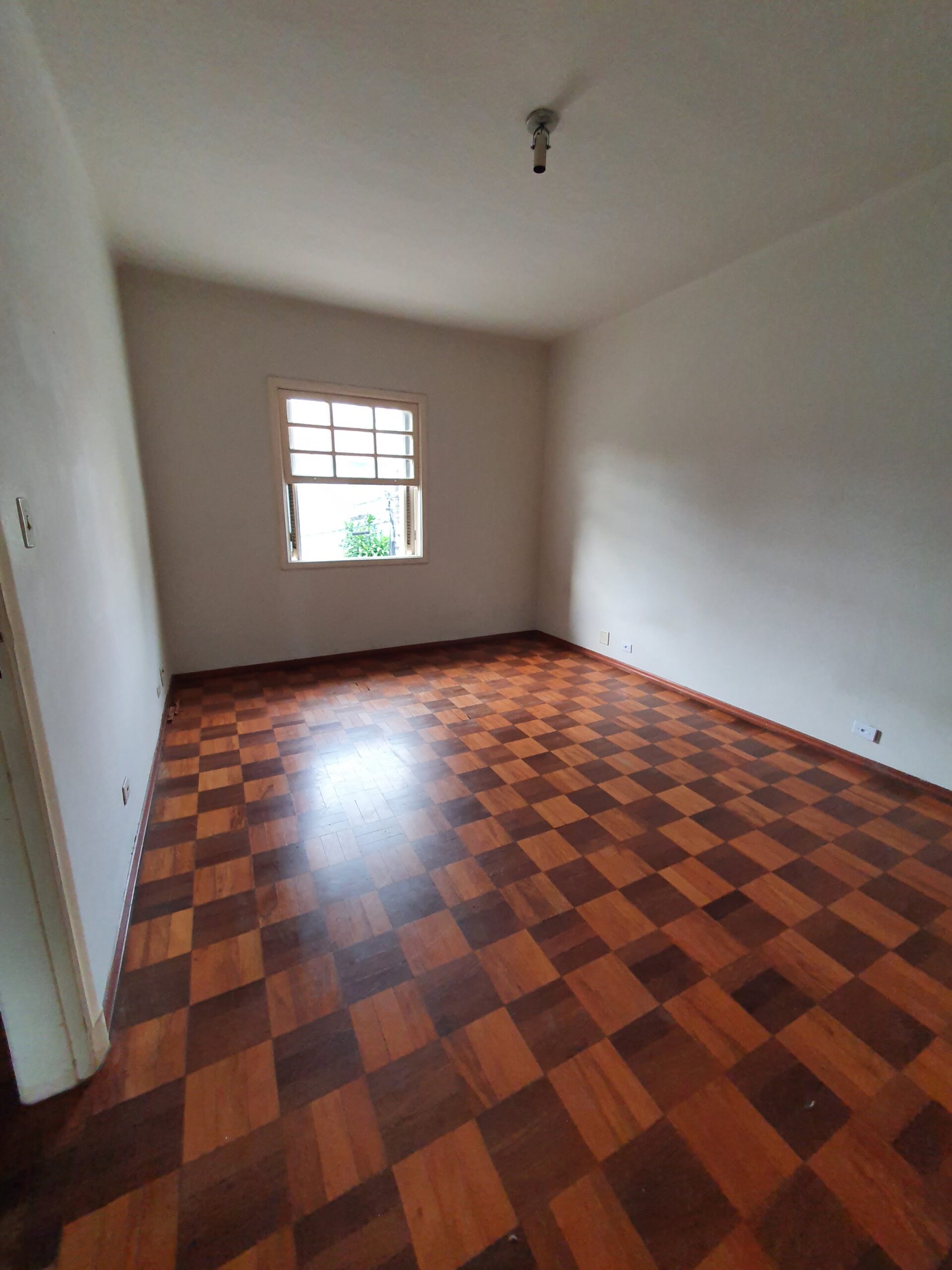 Quarto 1